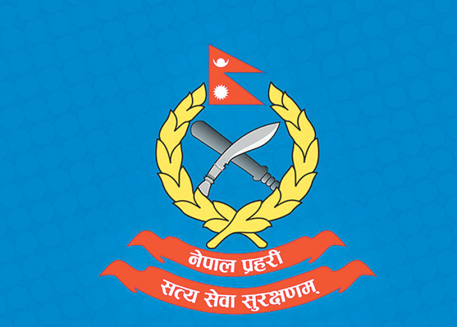 बर्दीमै तास खेल्ने १४ प्रहरीलाई कारबाही
